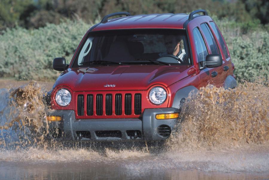  Jeep Liberty 2002 года  (фото 16 из 72)